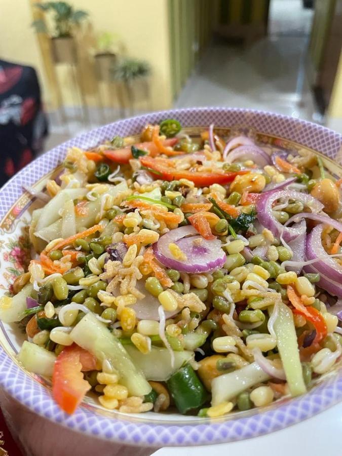 Veda Home'S Agartala Kültér fotó