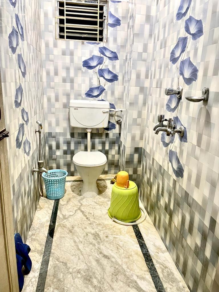 Veda Home'S Agartala Kültér fotó